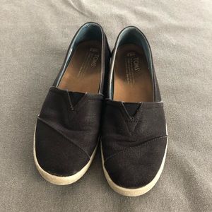 Toms slip ons